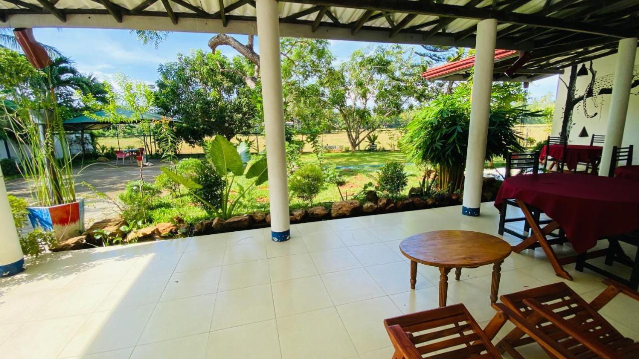 Owin Rose Yala Safari Hotel Tissamaharama Eksteriør billede